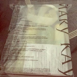 White tea & citrus satin hands pampering set